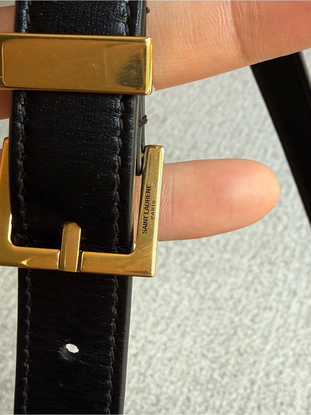 Saint Laurent Manhattan 2021 in black smooth leather with gold hardware - Picture 11 of 16